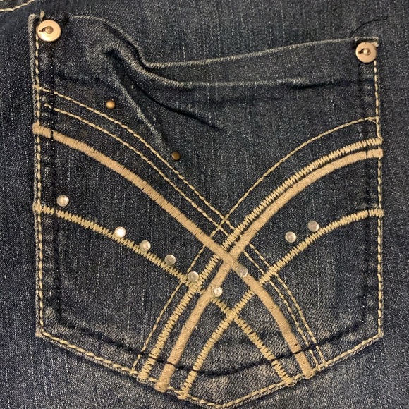 Do Denim of NY Blue Jeans - Picture 10 of 11